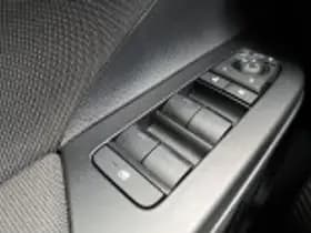 Toyota C hr thumbnail 44