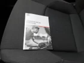 Toyota C hr thumbnail 55