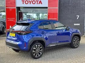 Toyota Yaris Cross thumbnail 2