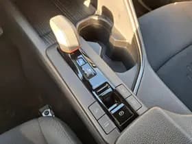 Toyota C hr thumbnail 25