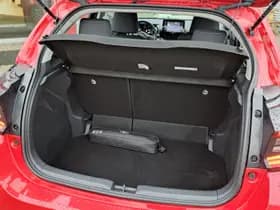 Toyota Yaris thumbnail 18