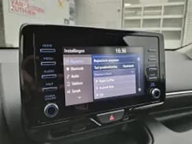 Toyota Yaris thumbnail 4