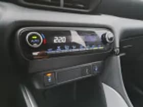 Toyota Yaris thumbnail 37