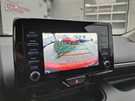 Toyota Yaris thumbnail 5