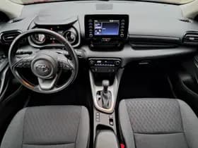 Toyota Yaris thumbnail 9