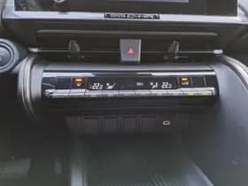 Toyota C hr thumbnail 25