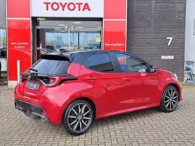 Toyota Yaris thumbnail 8