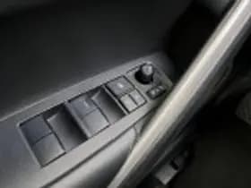 Toyota Corolla thumbnail 42