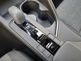 Toyota C hr thumbnail 26