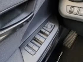 Toyota C hr thumbnail 40