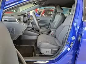 Toyota Corolla thumbnail 6