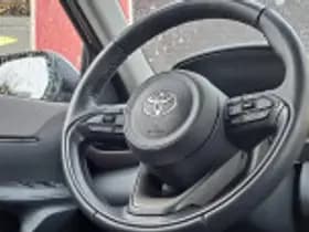 Toyota Yaris Cross thumbnail 43