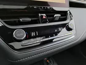 Toyota Corolla thumbnail 29