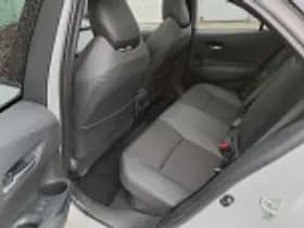 Toyota Corolla thumbnail 43