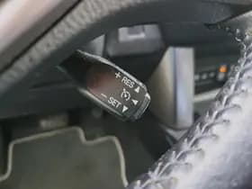 Toyota RAV4 thumbnail 24