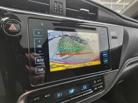 Toyota Auris thumbnail 18