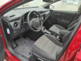 Toyota Auris thumbnail 39