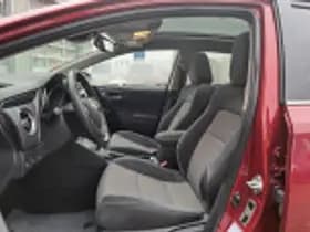 Toyota Auris thumbnail 40
