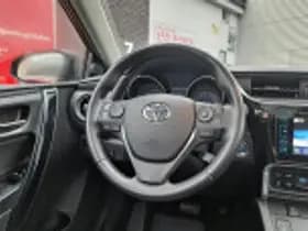 Toyota Auris thumbnail 42