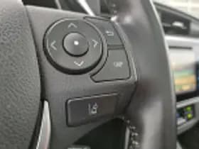 Toyota Auris thumbnail 49