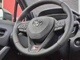 Toyota Corolla thumbnail 42