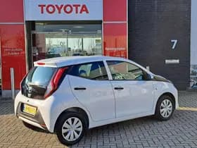 Toyota Aygo thumbnail 2