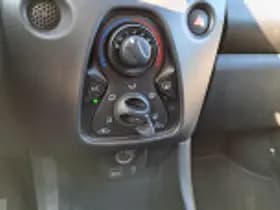 Toyota Aygo thumbnail 48