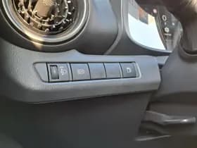 Toyota C hr thumbnail 25