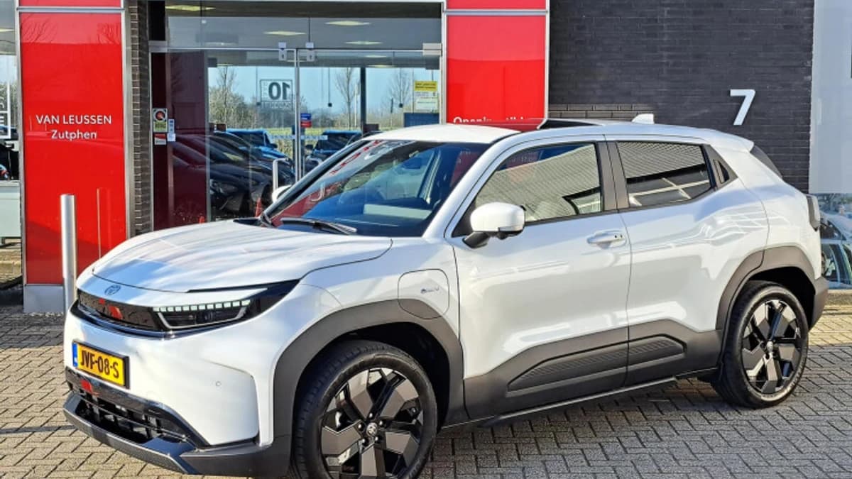 Toyota Urban cruiser — foto 1