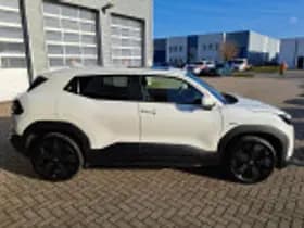 Toyota Urban cruiser thumbnail 36
