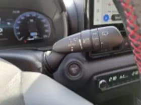 Toyota Yaris thumbnail 48