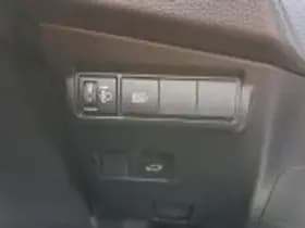 Toyota Corolla thumbnail 45