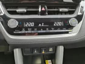 Toyota Corolla thumbnail 51