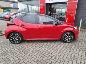 Toyota Yaris thumbnail 14