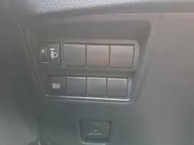 Toyota Yaris thumbnail 25