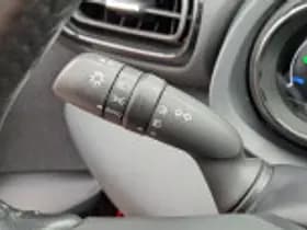 Toyota Yaris thumbnail 51