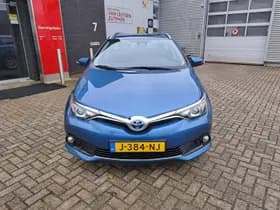 Toyota Auris thumbnail 11