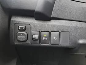 Toyota Auris thumbnail 19