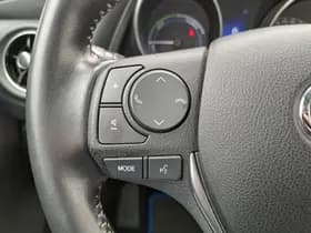Toyota Auris thumbnail 21