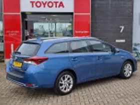 Toyota Auris thumbnail 32