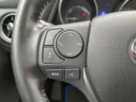 Toyota Auris thumbnail 45