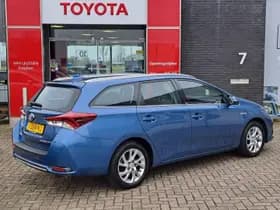 Toyota Auris thumbnail 8