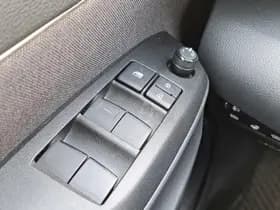 Toyota Yaris Cross thumbnail 18