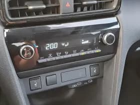 Toyota Yaris Cross thumbnail 25