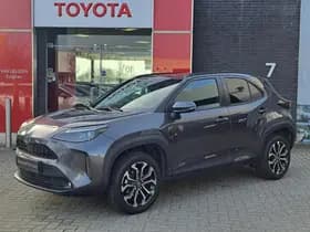 Toyota Yaris Cross thumbnail 1