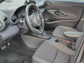 Toyota Yaris Cross thumbnail 13