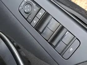 Toyota C hr thumbnail 17