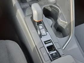 Toyota C hr thumbnail 25