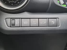 Toyota C hr thumbnail 23