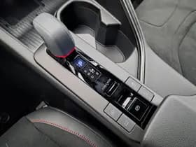 Toyota C hr thumbnail 25